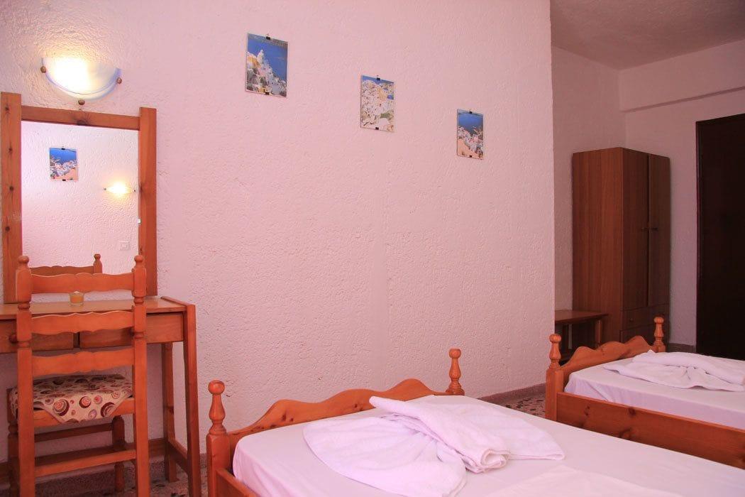 Santa Irini Hotel Períssa Eksteriør bilde
