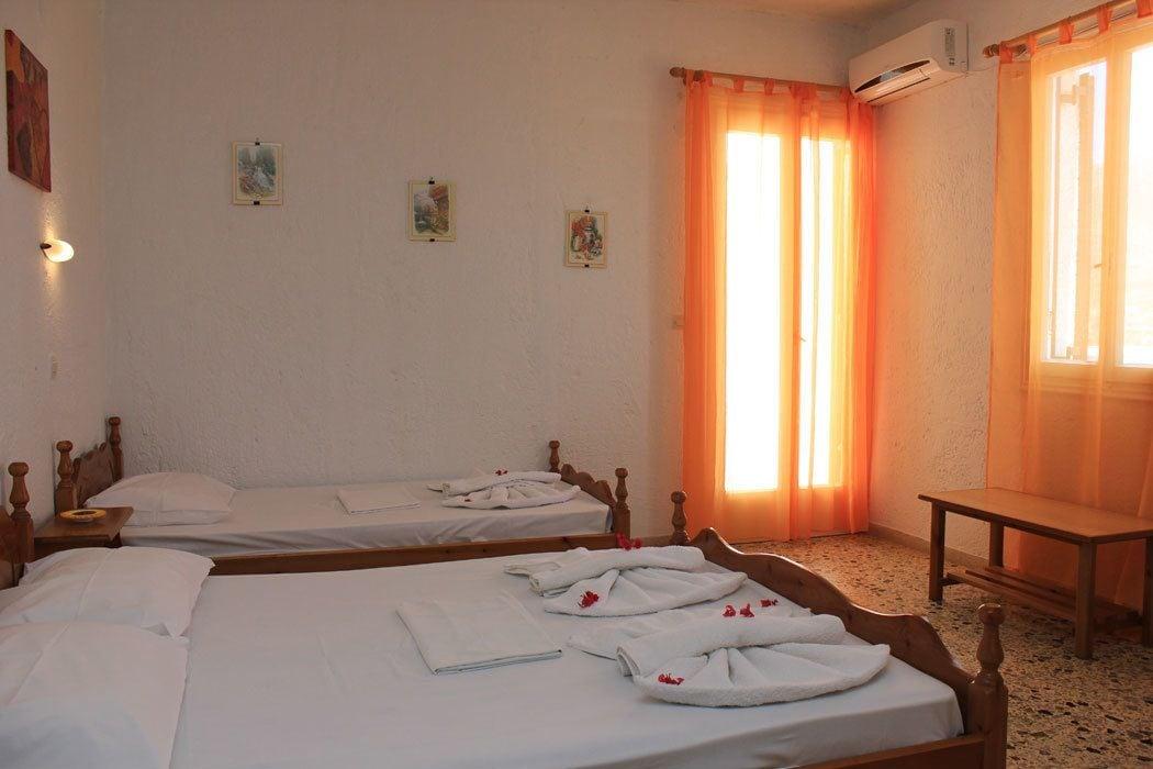 Santa Irini Hotel Períssa Eksteriør bilde