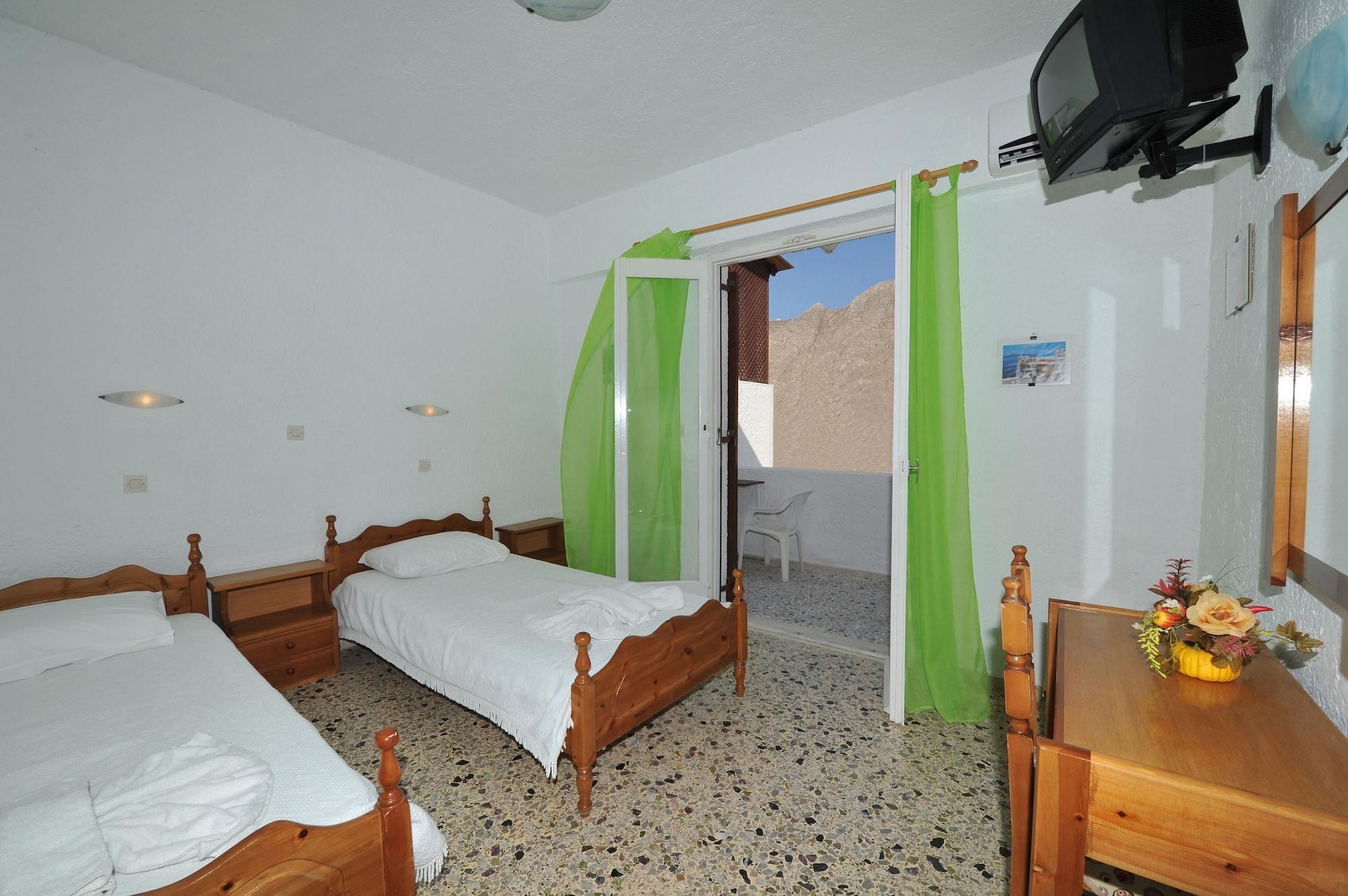 Santa Irini Hotel Períssa Eksteriør bilde