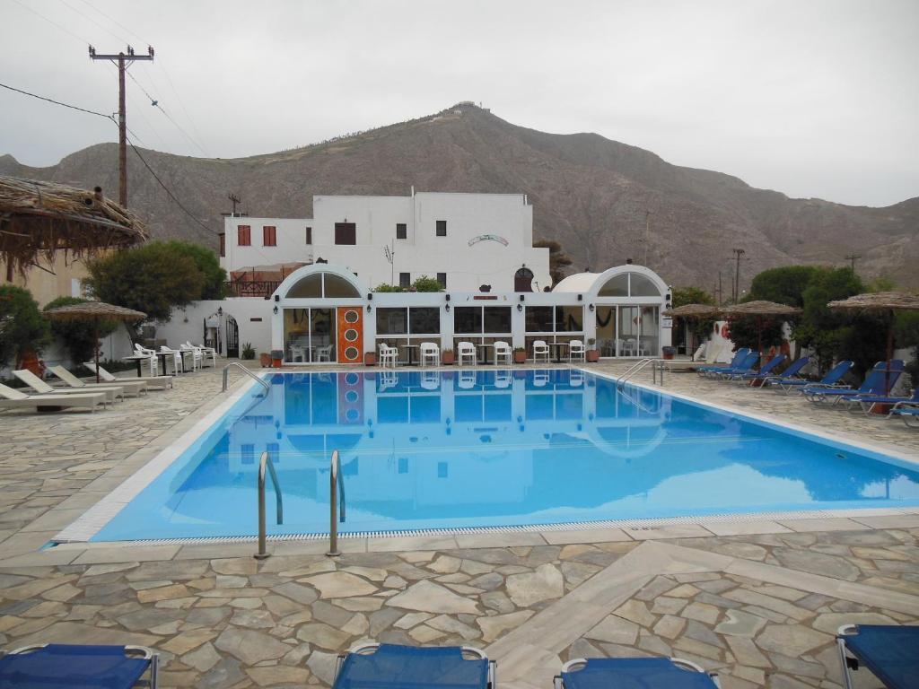 Santa Irini Hotel Períssa Eksteriør bilde