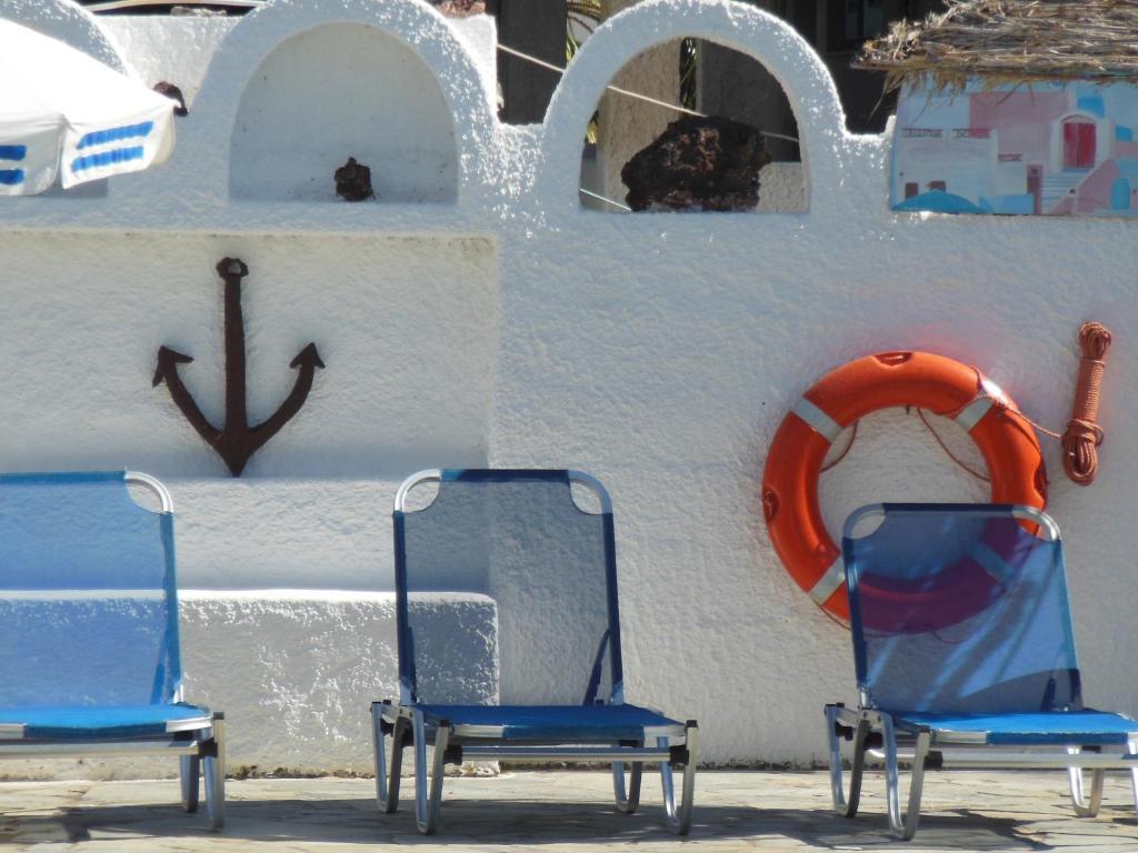 Santa Irini Hotel Períssa Eksteriør bilde