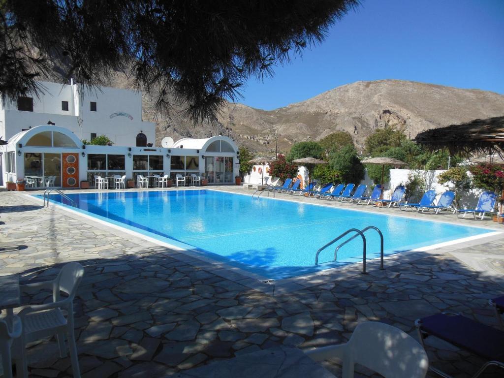 Santa Irini Hotel Períssa Eksteriør bilde